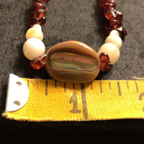 VTG 22”Mother Of Pearl/Garnet/Abalone Natural Semi Precious Stone Necklace - Picture 12 of 14
